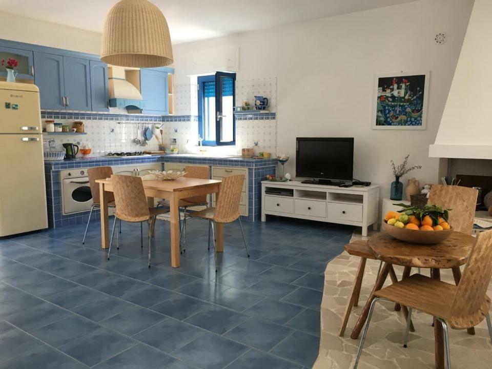 Casa Maresole Villa Mattinata Eksteriør bilde